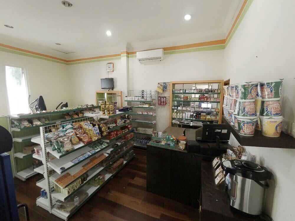 Permata Hotel Purwakarta Bagian luar foto